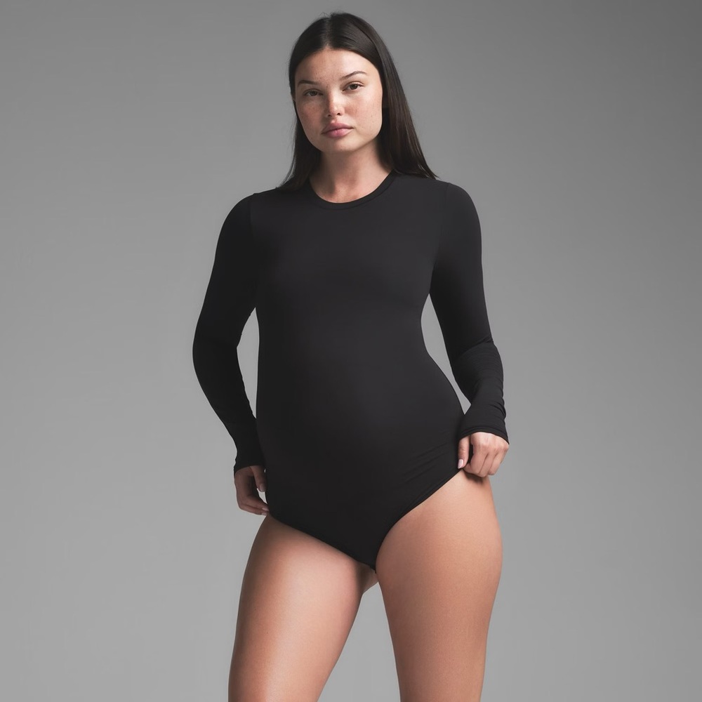 SKIMS Maternity bodysuit NWT